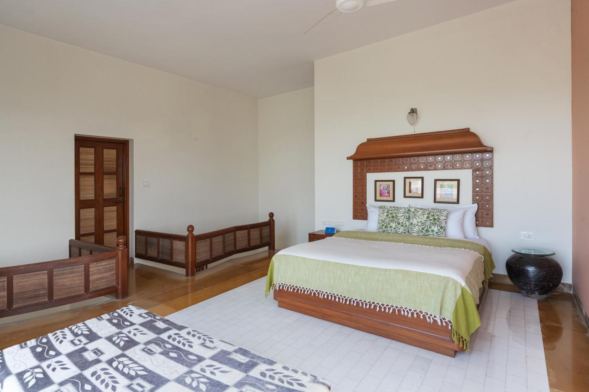 Saffronstays Pride Rock Mandve 外观 照片